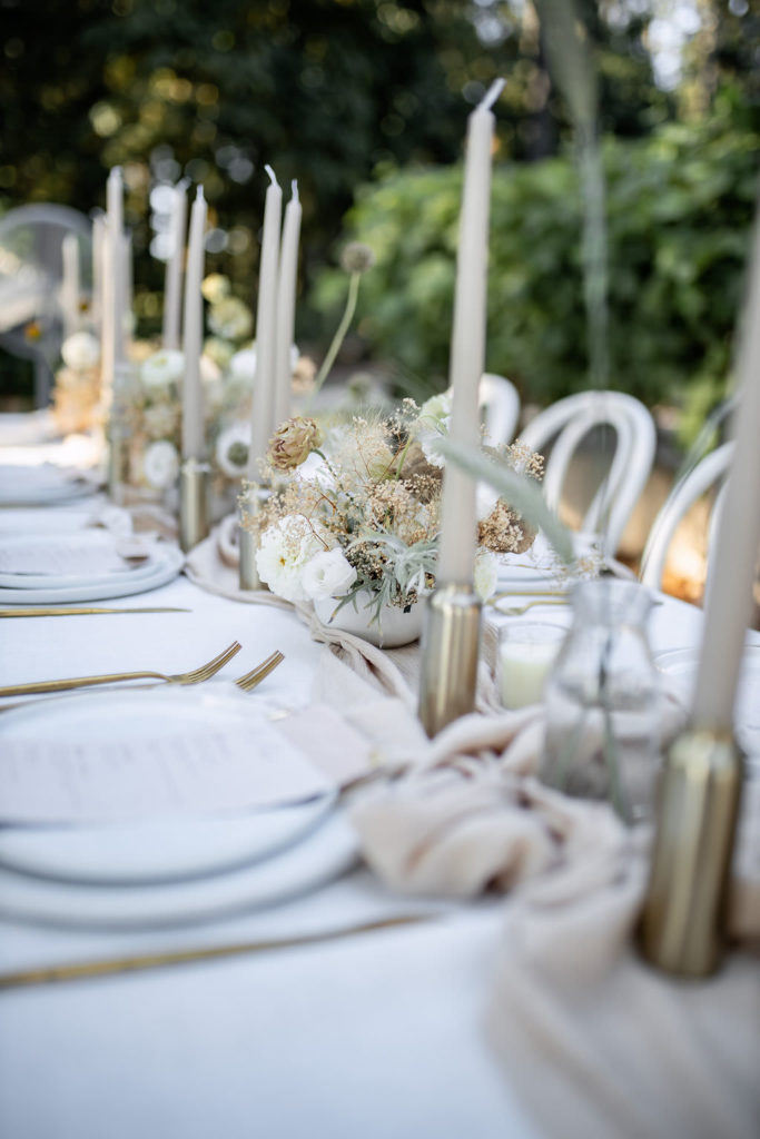 Table decor for oregon winery elopement reception