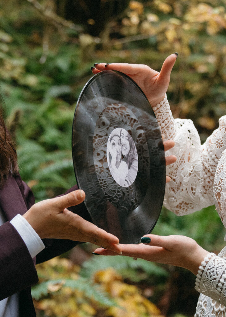 custom record vinyl wedding